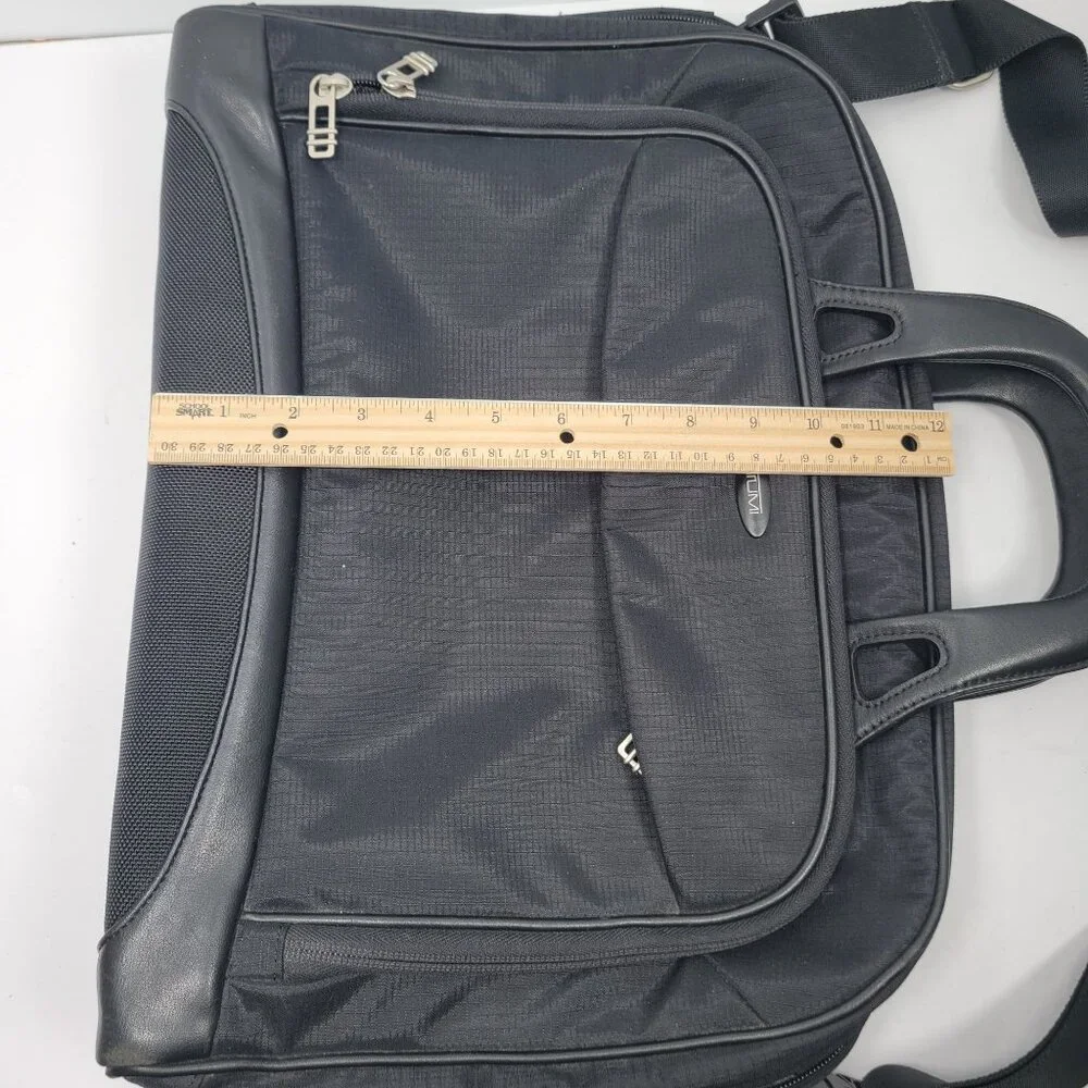 TUMI 2571D Men's Black Laptop Briefcase Shoulder Bag w/ Serial Number Tag